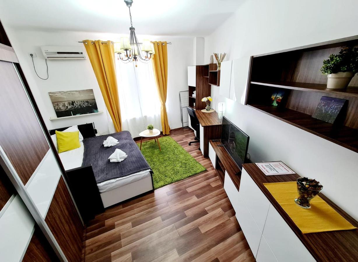 Central Old City Center Studio Universitate Coltea - Cav9 Boekarest Buitenkant foto