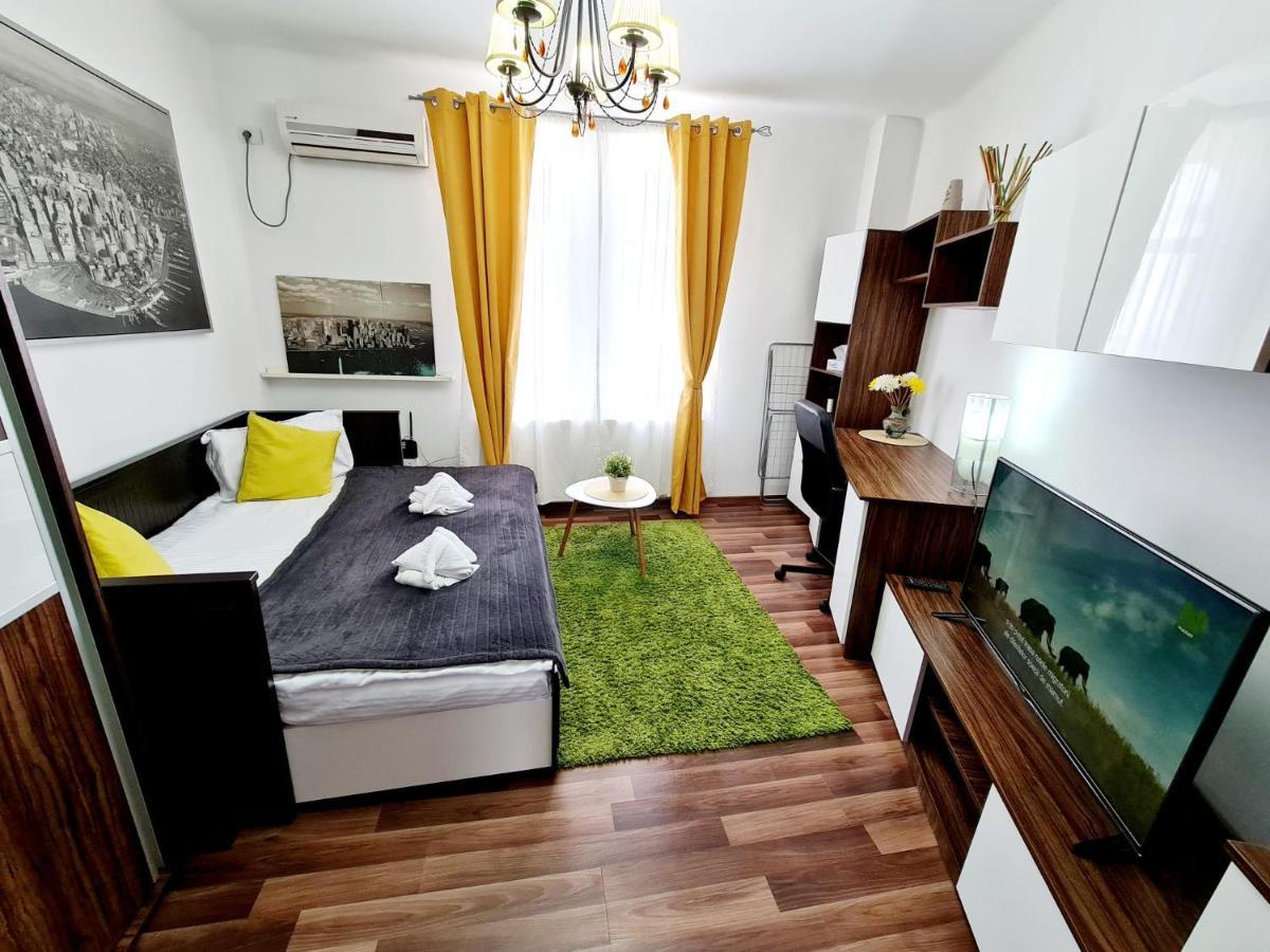 Central Old City Center Studio Universitate Coltea - Cav9 Boekarest Buitenkant foto