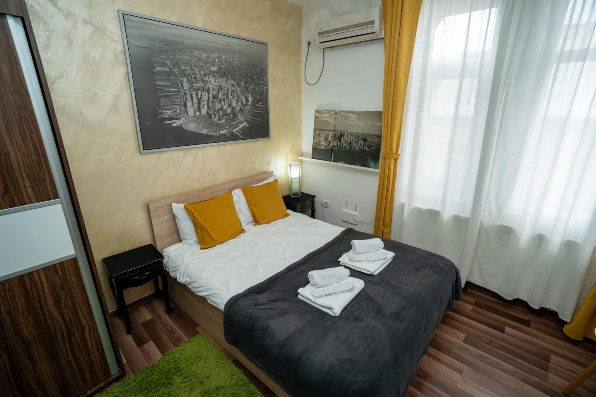 Central Old City Center Studio Universitate Coltea - Cav9 Boekarest Buitenkant foto